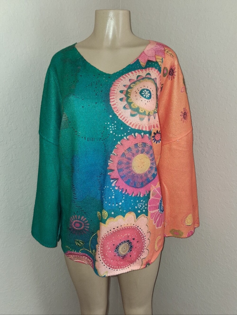 BEAUTIFUL MULTI COLORED SWEATER SZ XLG